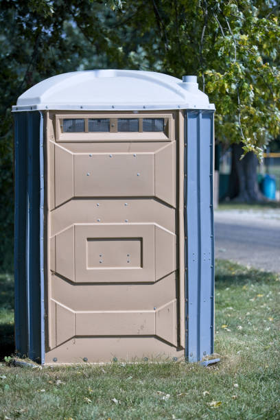 Best Portable restroom trailer rental  in Roseville, OH